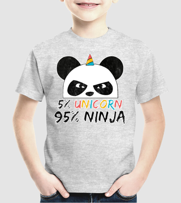  minta szürke pólón